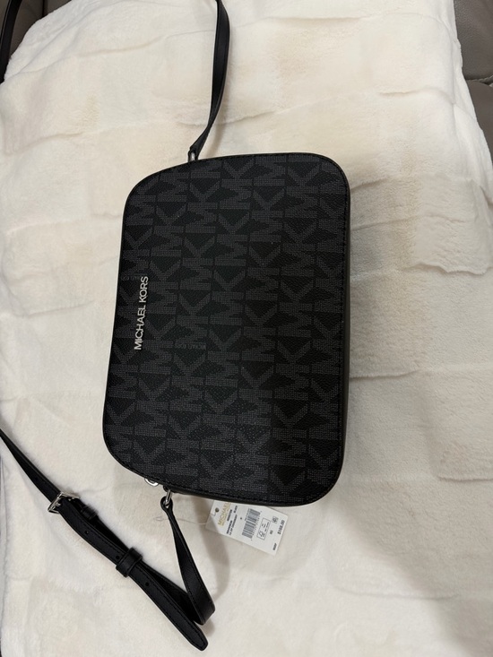 Michael Kors Black MK Signature Messenger Crossbody - Picture 1 of 1